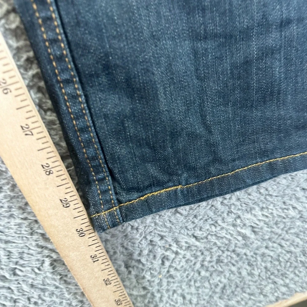 Levis before purchasing